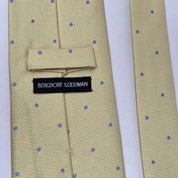BERGDORF GOODMAN ENGLAND SILK TIE YELLOW BLUE POLKA DOT 3.75" X 60" HAND MADE - Picture 3 of 3